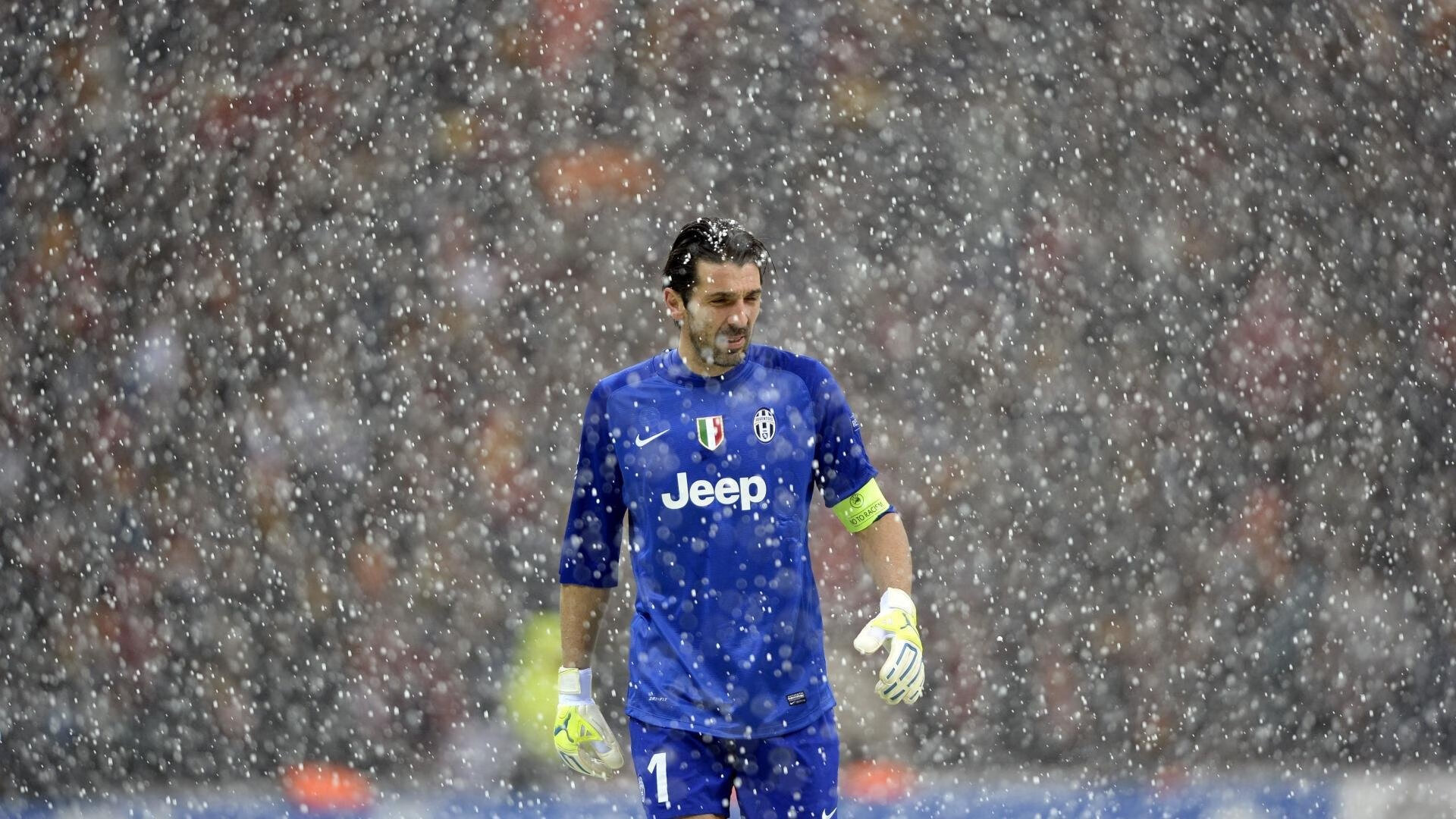 范弗利特运筹帷幄，新疆铁骑火力全开压制国王