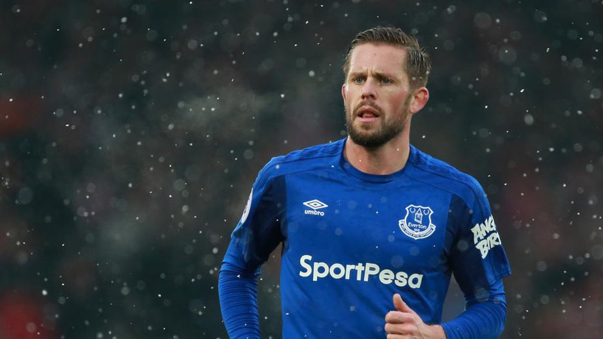 老鹰展翅强势晋级,克莱完美发挥铸就经典之战